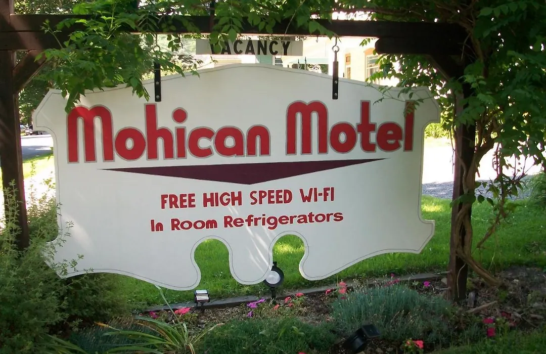 Mohican Motel-1