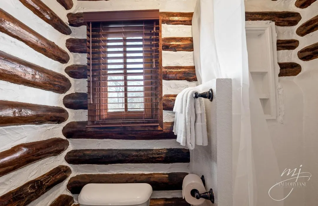 Log Cabin Inn-1