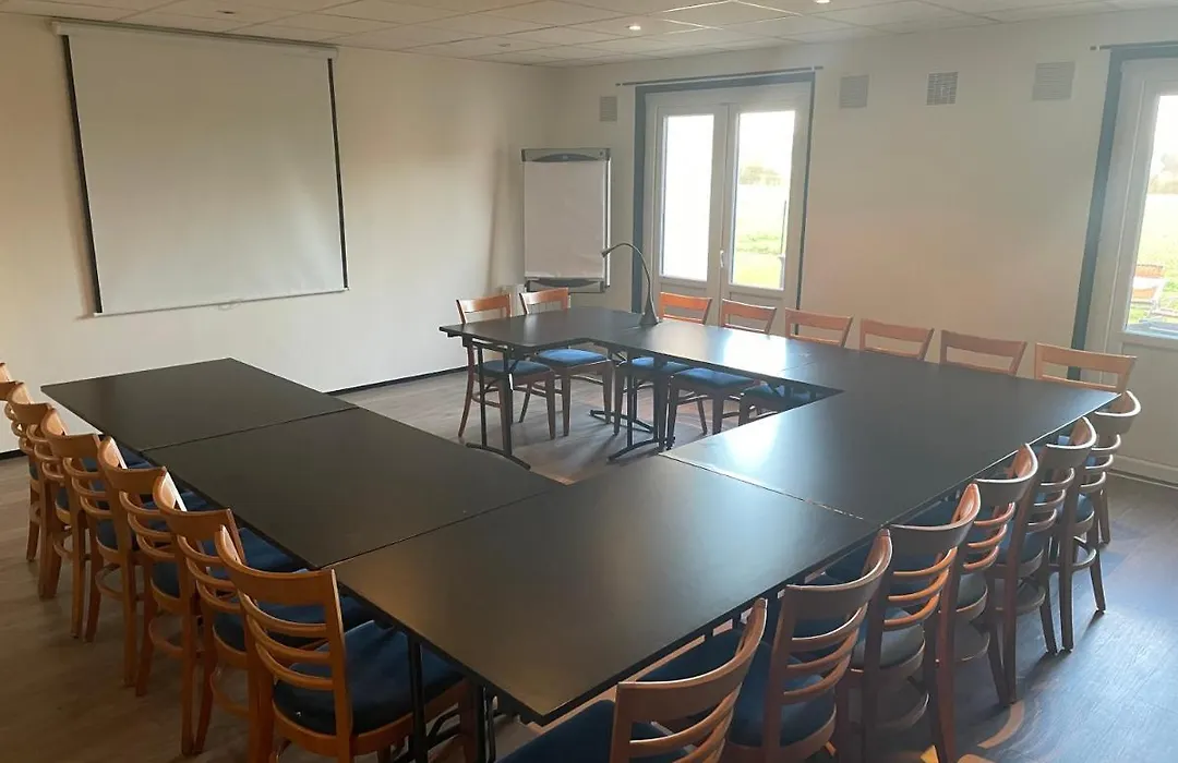 Hôtel Inn Design Mâcon Nord - Sancé-1