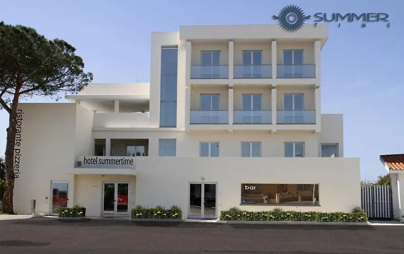 Summertime Hotel-1