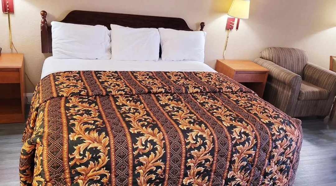 Regency Travel Inn-1
