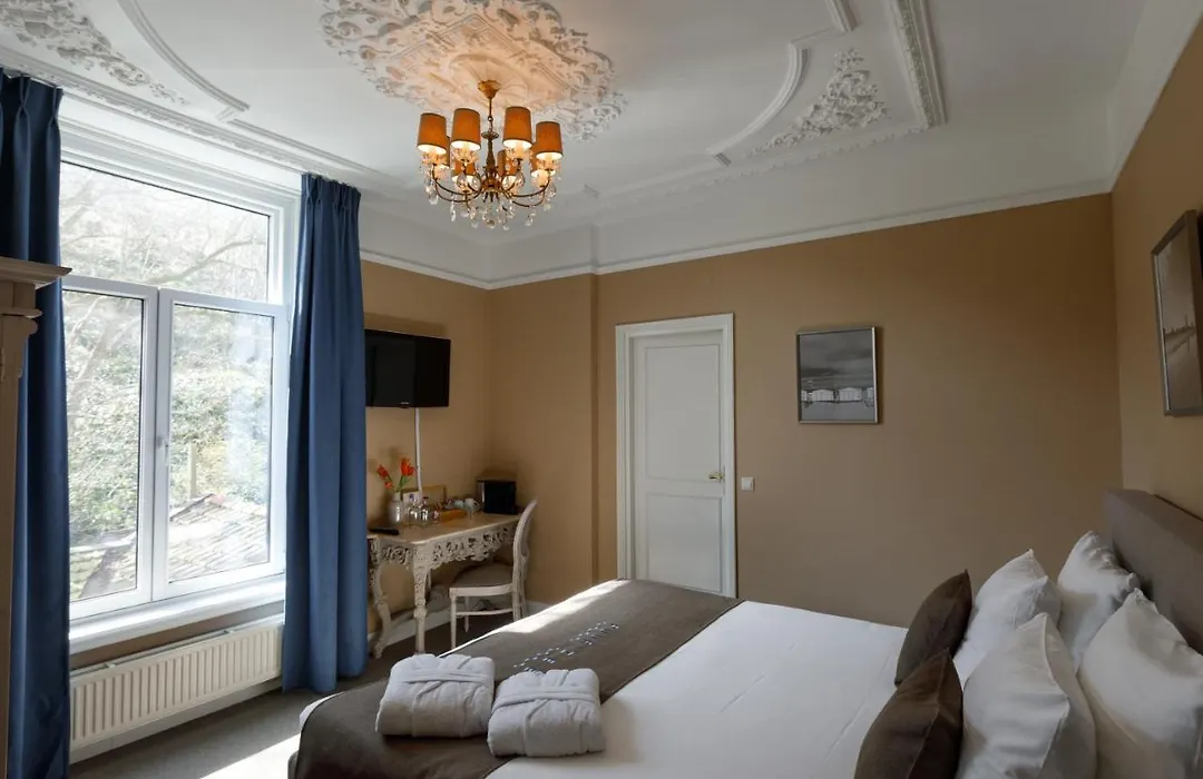 Boutique Hotel Puur Zee - Adults Only-1
