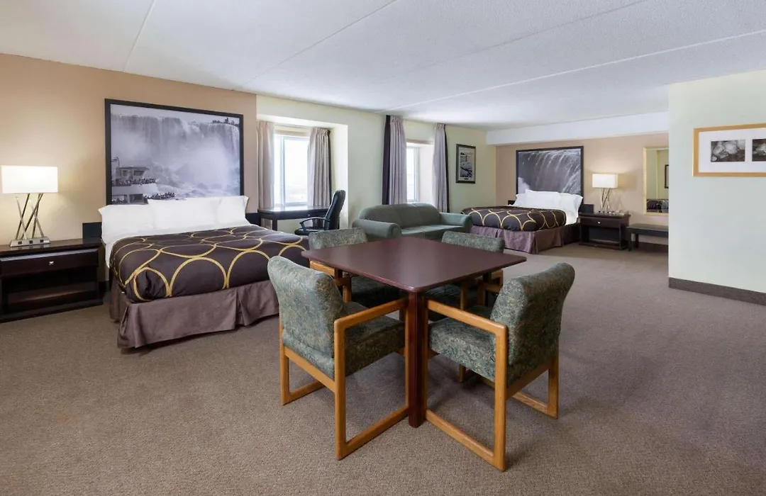 Super 8 By Wyndham Niagara Falls By The Falls-1