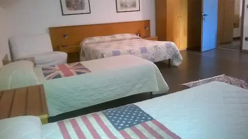Hotel Aurora-1