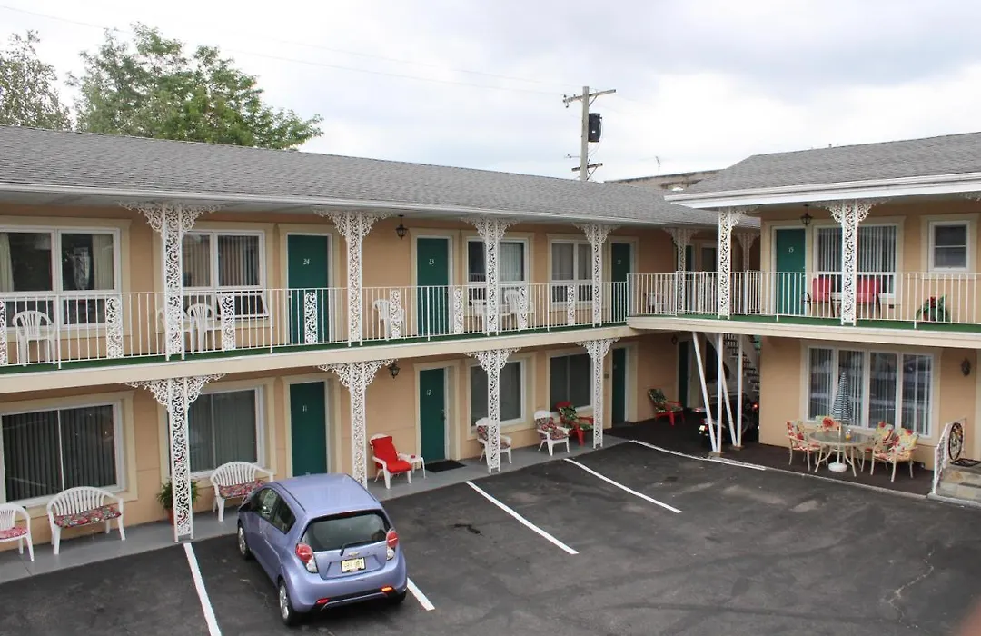 River Road Motel-1