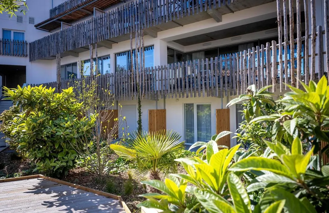 Athome Residence Et Spa-1