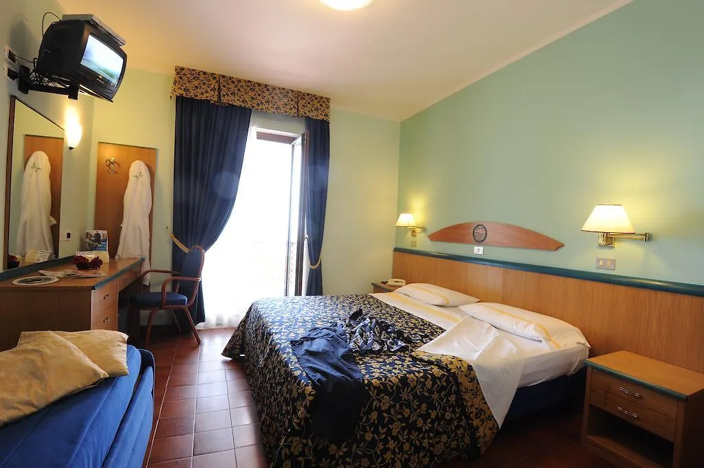 Hotel Talao-1