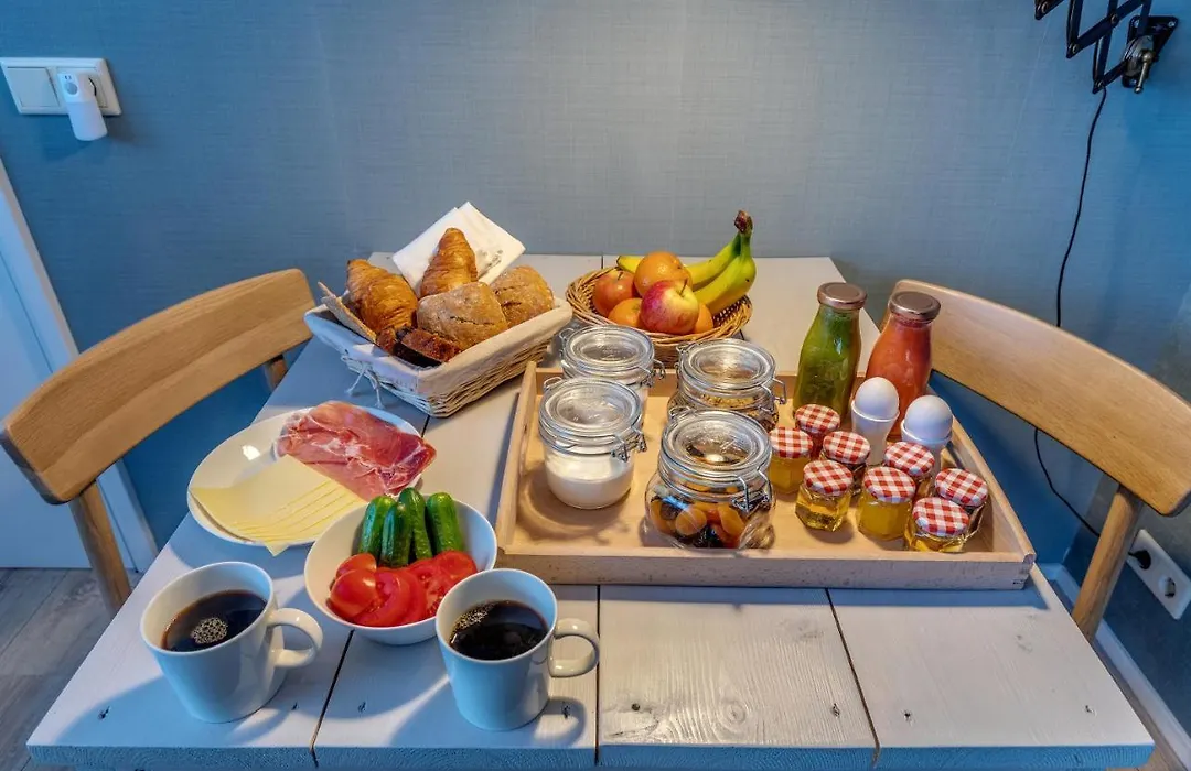 B&B Larenstein logeren in een tiny house-1