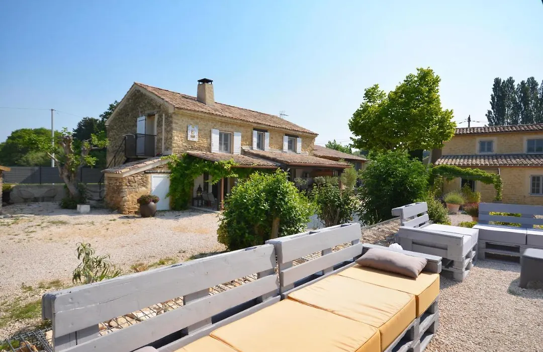 B&B Le Mas Julien piscine chauffée adult only-1
