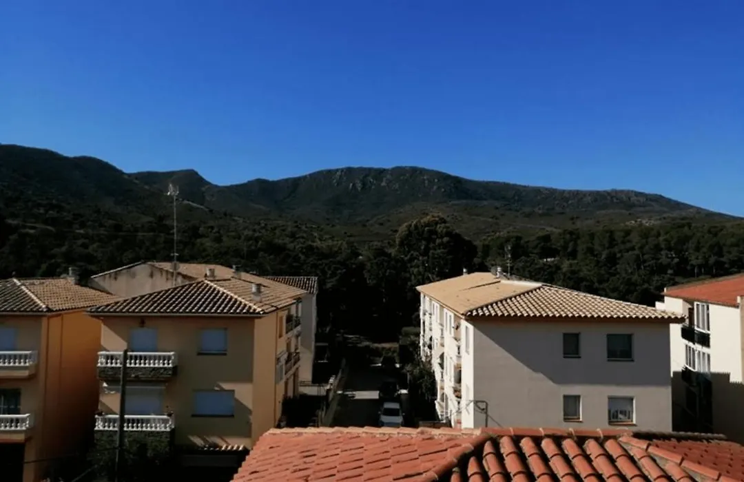 Can Pau Guesthouse-1