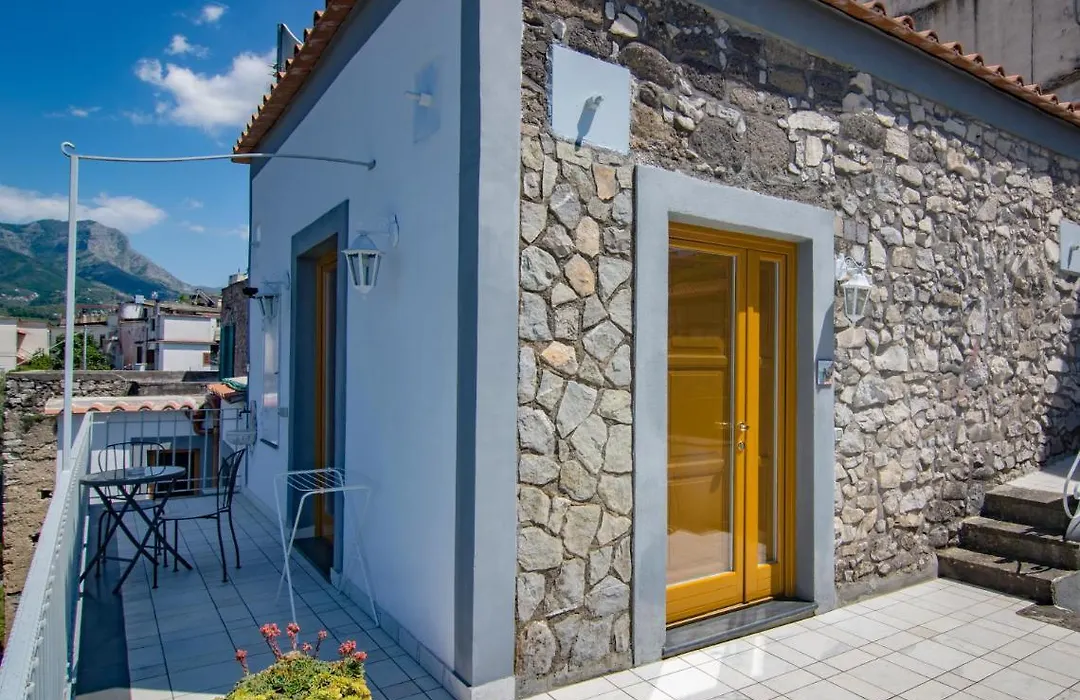 Casa Giovanna - De Vivo Realty-1