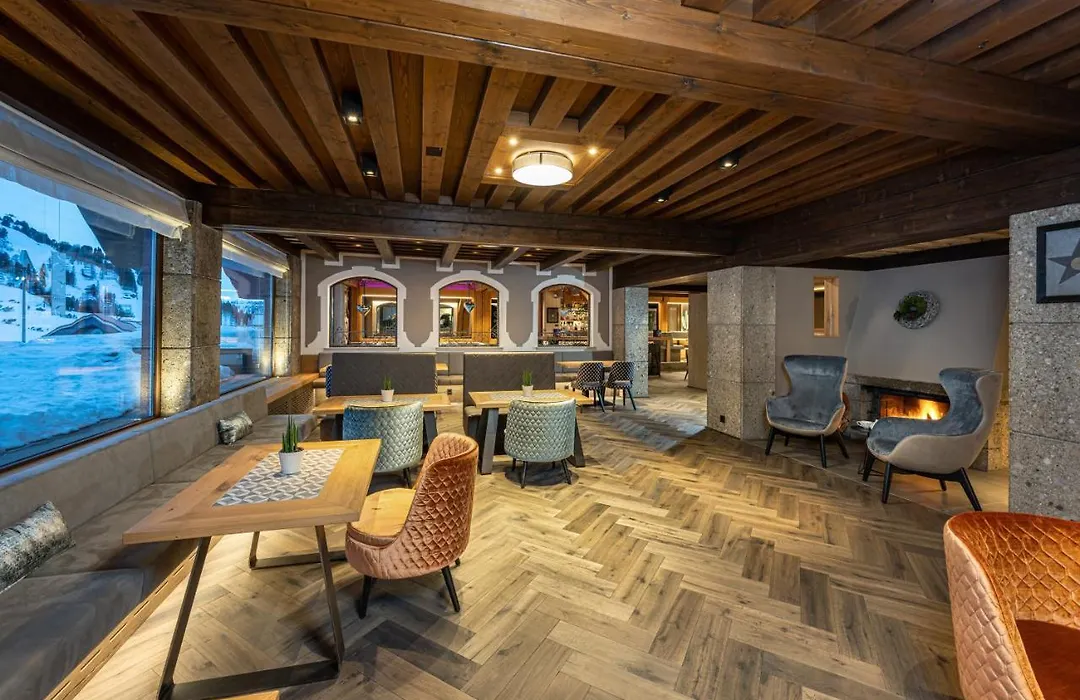 Hotel Alpina-1