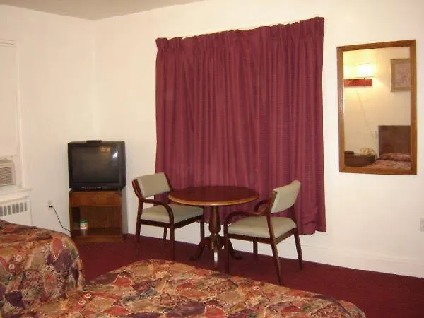 Hershey Travel Inn-1