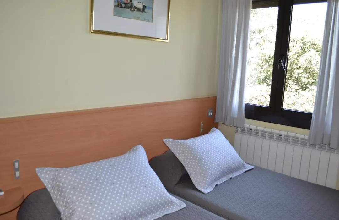 Hostal Bartis-1