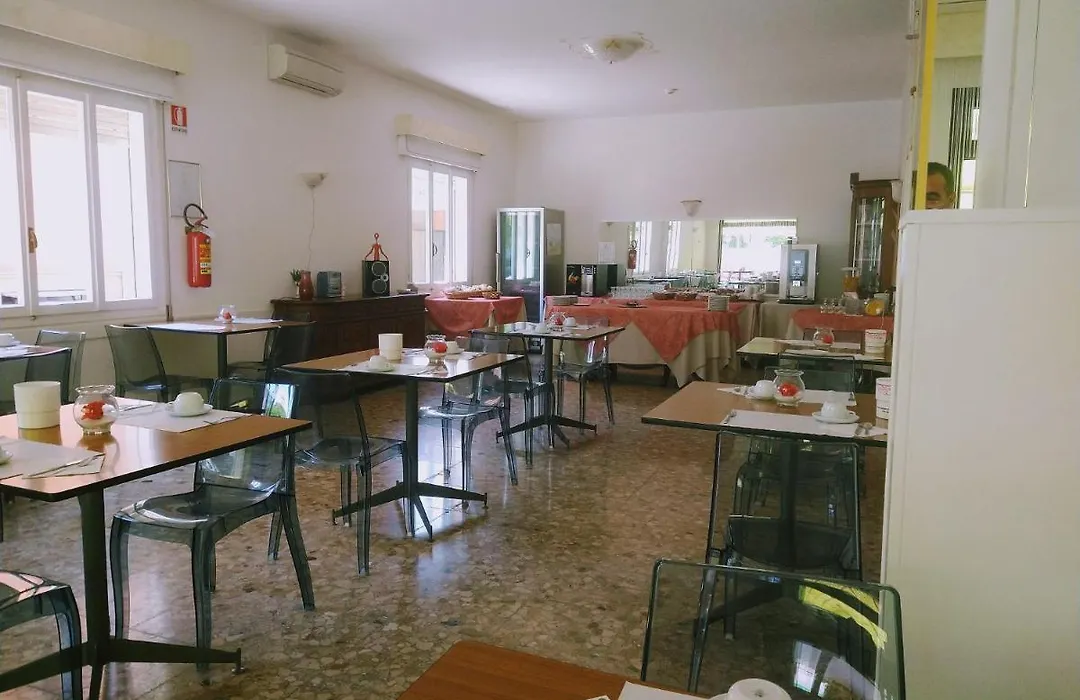 Hotel Luana-1