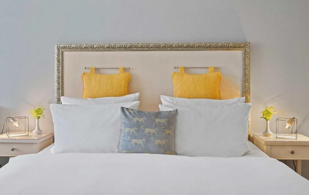 Hotel St Leonhard-1