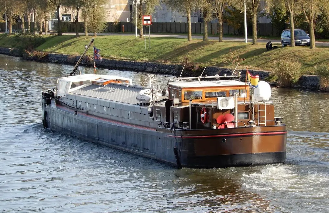 Blackpearl Boat&Breakfast-1