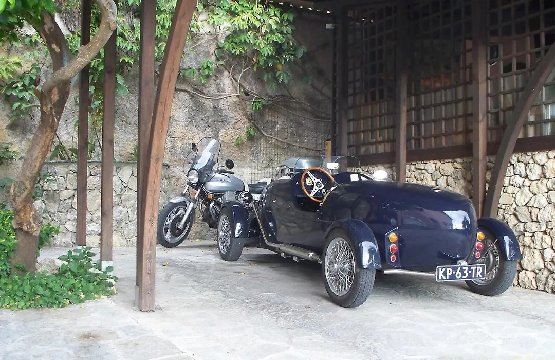 La tana del tasso Ventimiglia-1