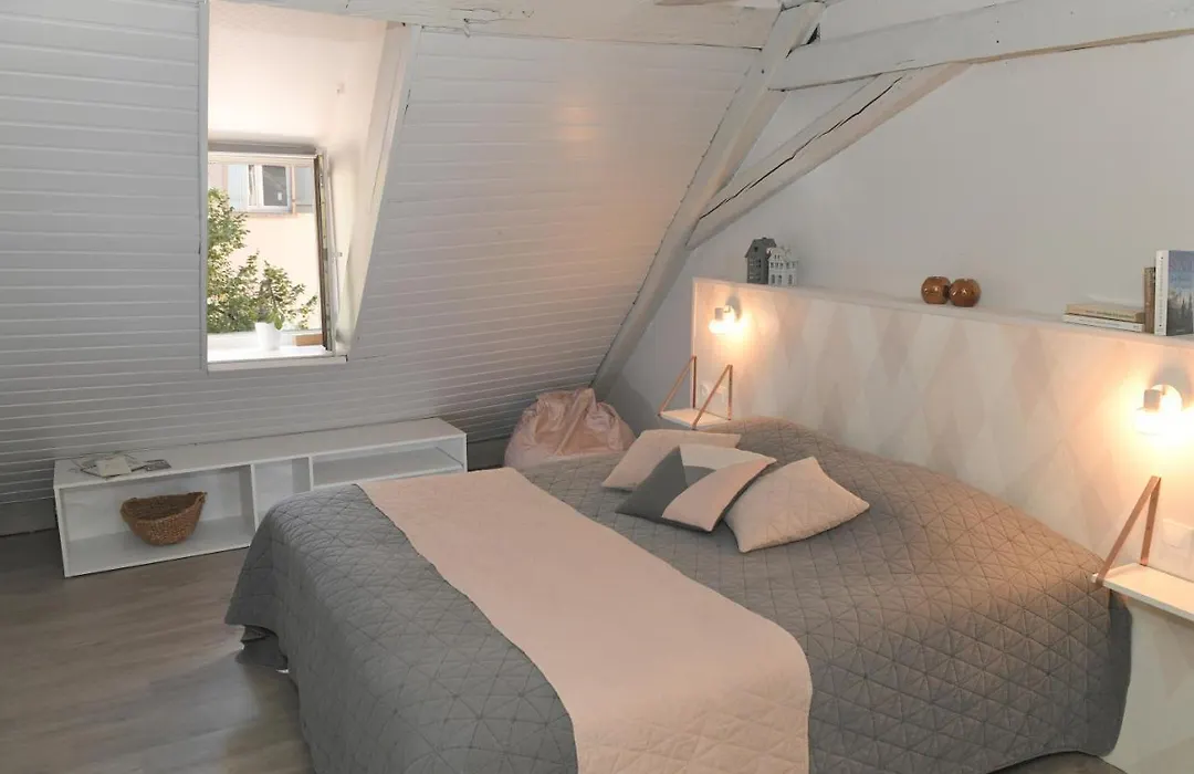 Chambres D'Hotes Chez Caroline-1