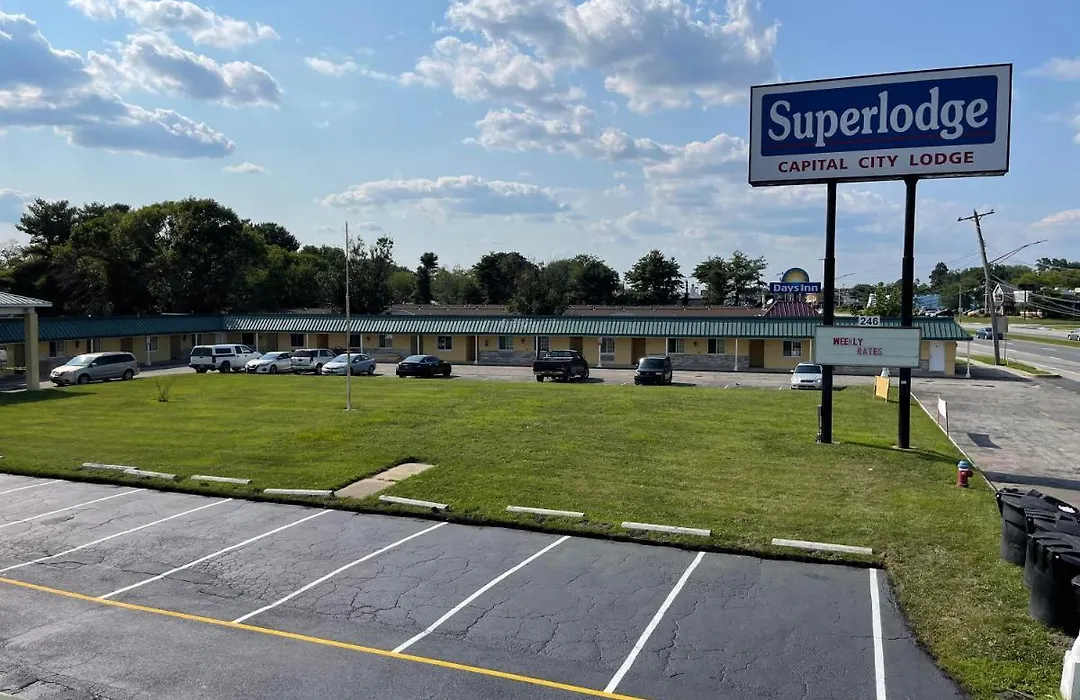 Superlodge-1