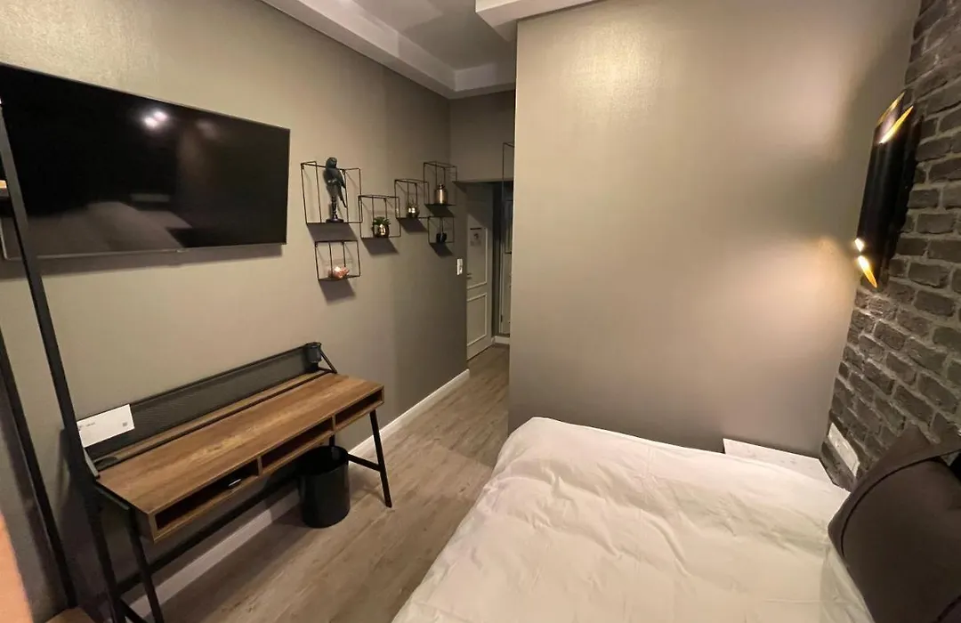 Iq Hotel Hannover-1