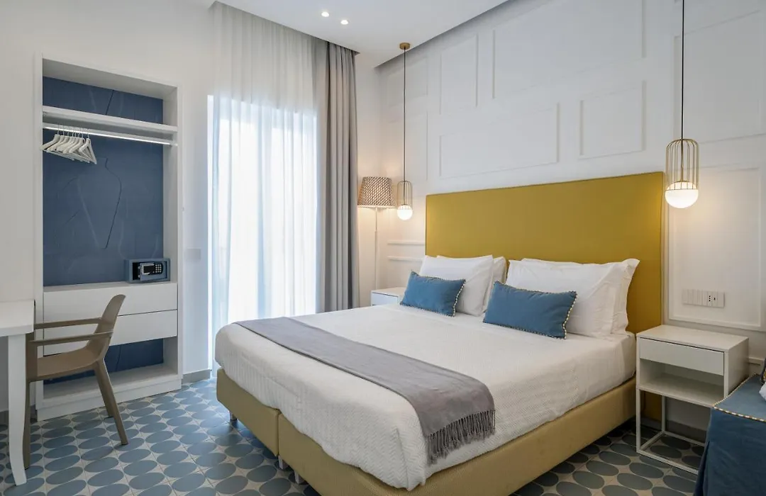 Capri Marina Suite-1