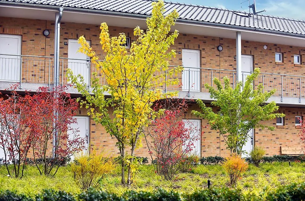 PRIMA Inn HOTEL&HOF NEURUPPIN - digitales&rezeptionsloses Motel-1