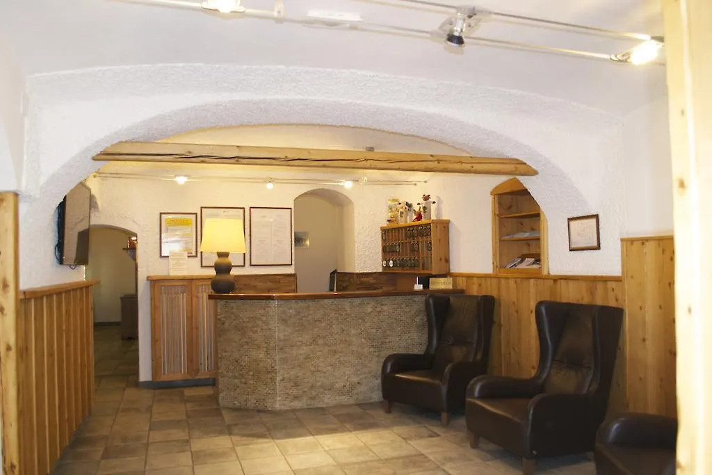 Hotel Raibl e Appartamenti-1