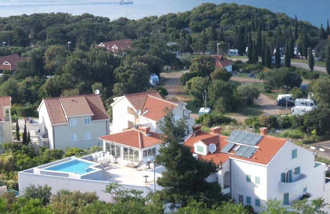 Villa Antea Apartments With Free Parking-1