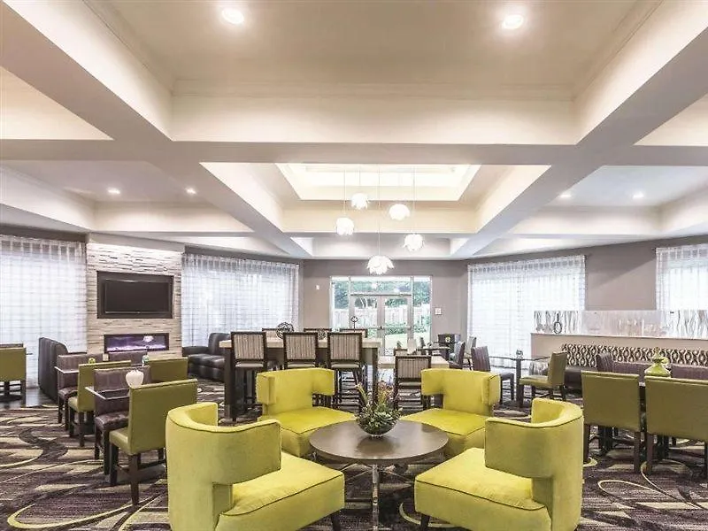 La Quinta By Wyndham Atlanta Alpharetta-1