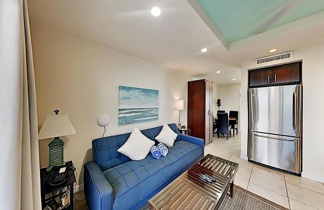 The Beach On Longboat Key Resort #105-1
