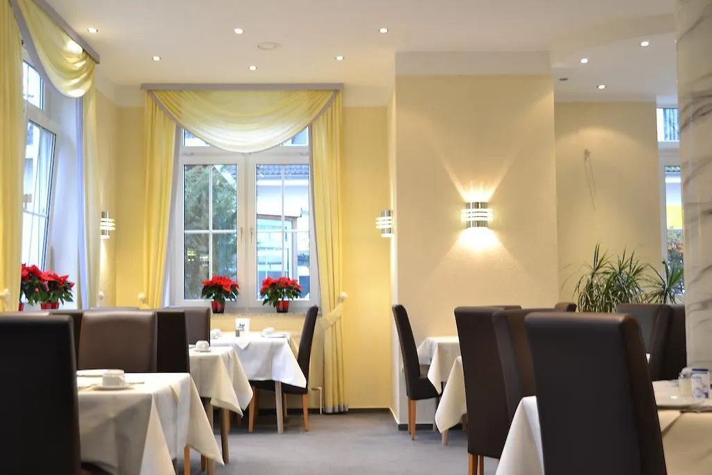 Hotel Grossbeeren-1
