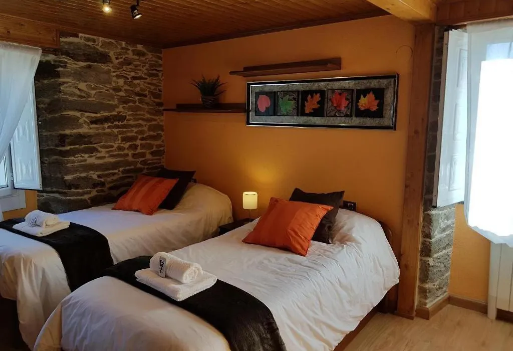 Aqua Rooms Sarria-1