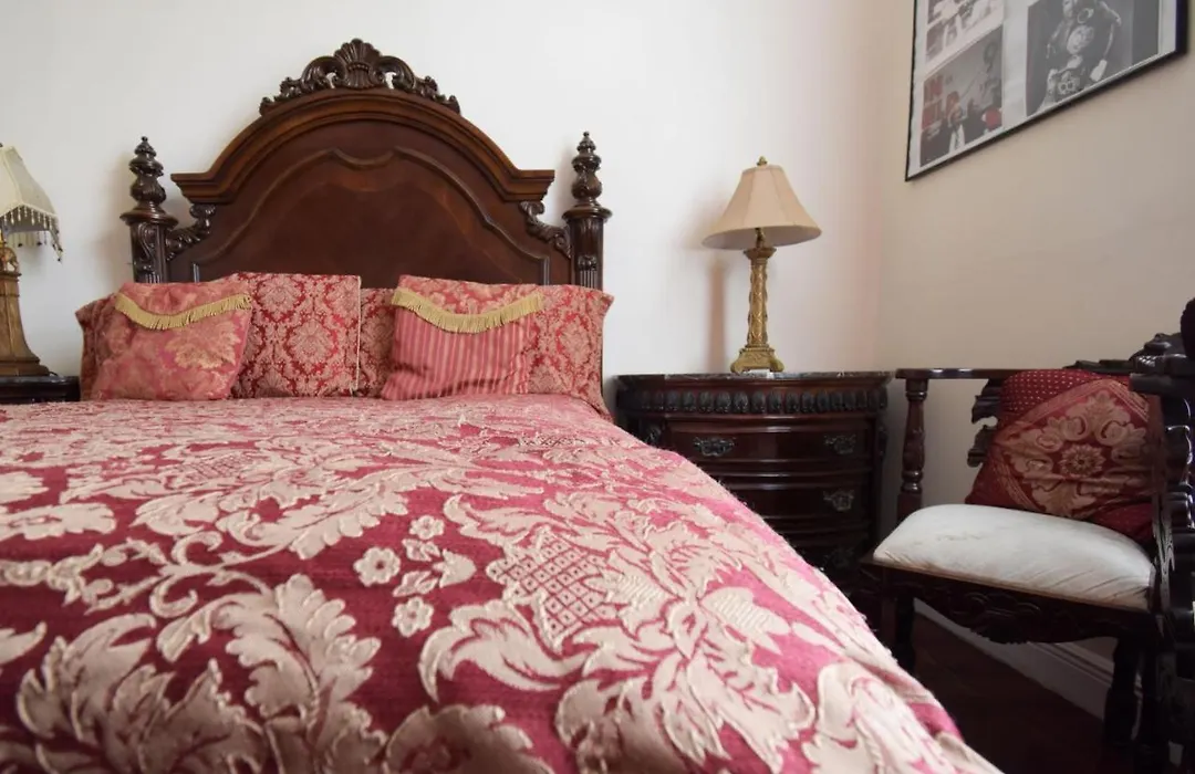 The Magnolia Mansion-1