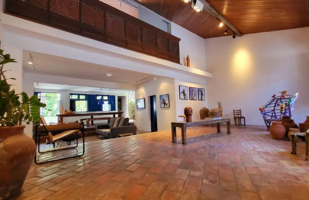 Guest House & Art Gallery-1
