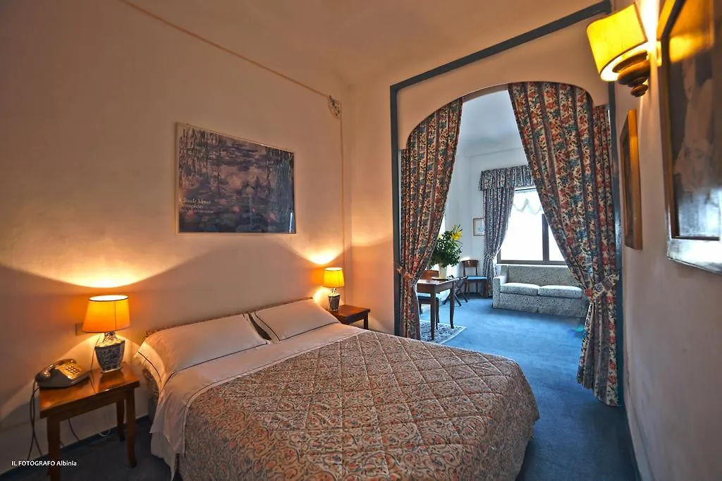 Hotel Villa Clodia-1