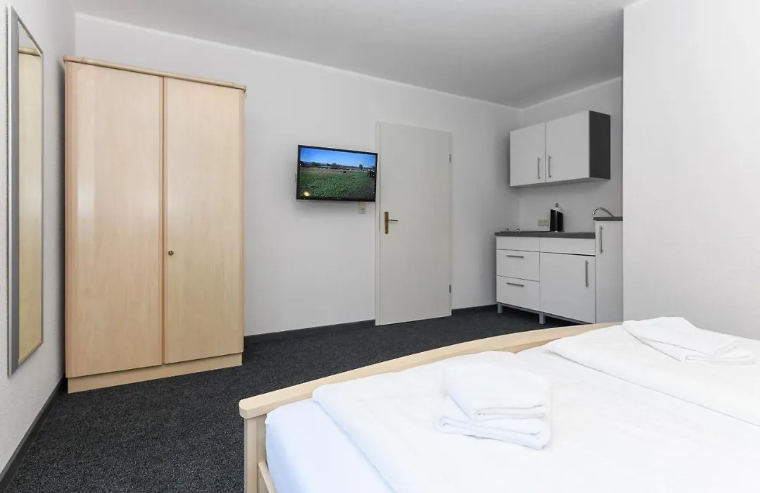 Hotel-Pension Janssen - Gästehaus Huus an't Deep-1