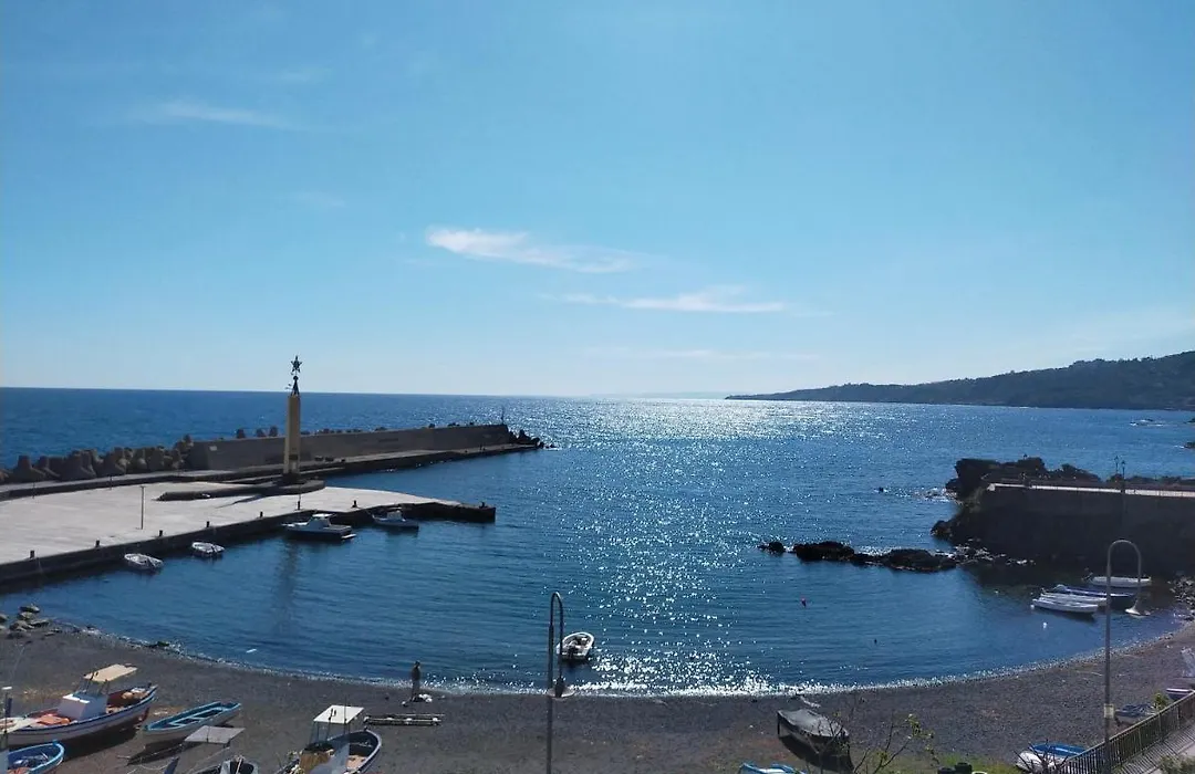 B&B la spiaggetta di Stazzo-1