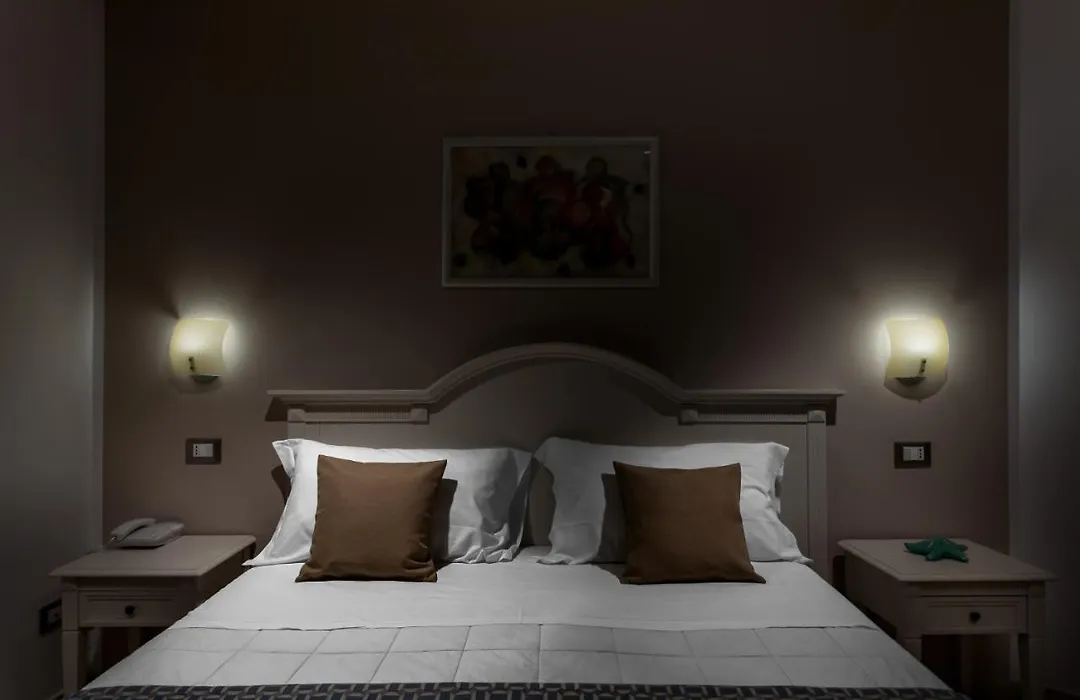 Helios Hotel-1