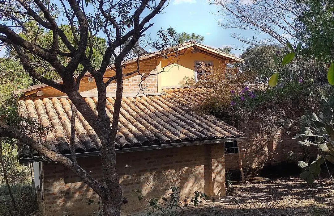 Chales Mahayana-1