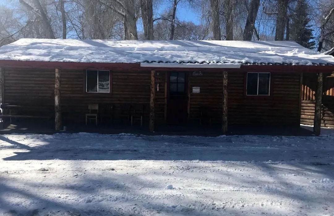 Elkhorn Lodge-1