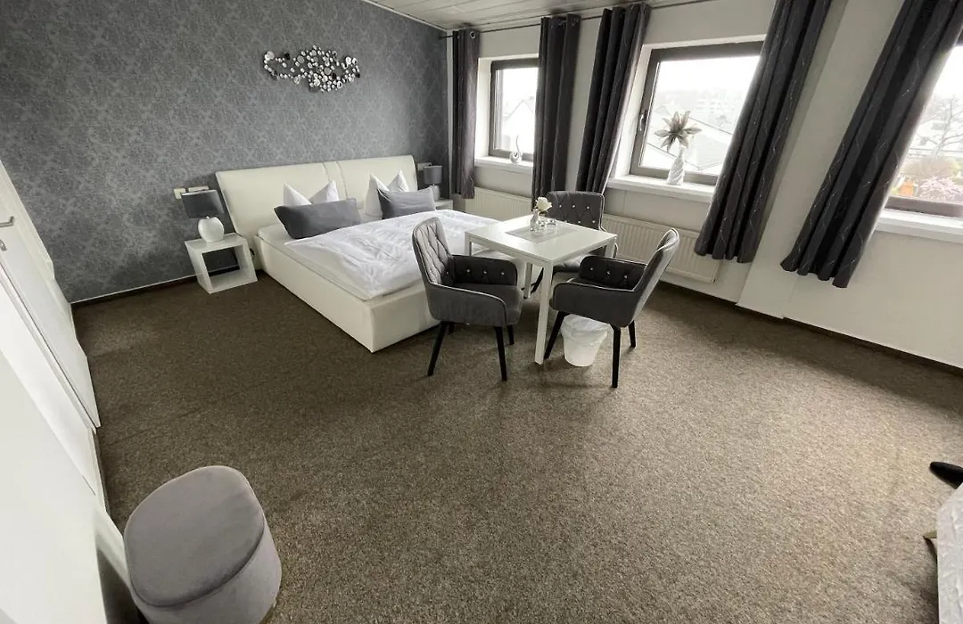 Hotel Schwanenburg-1