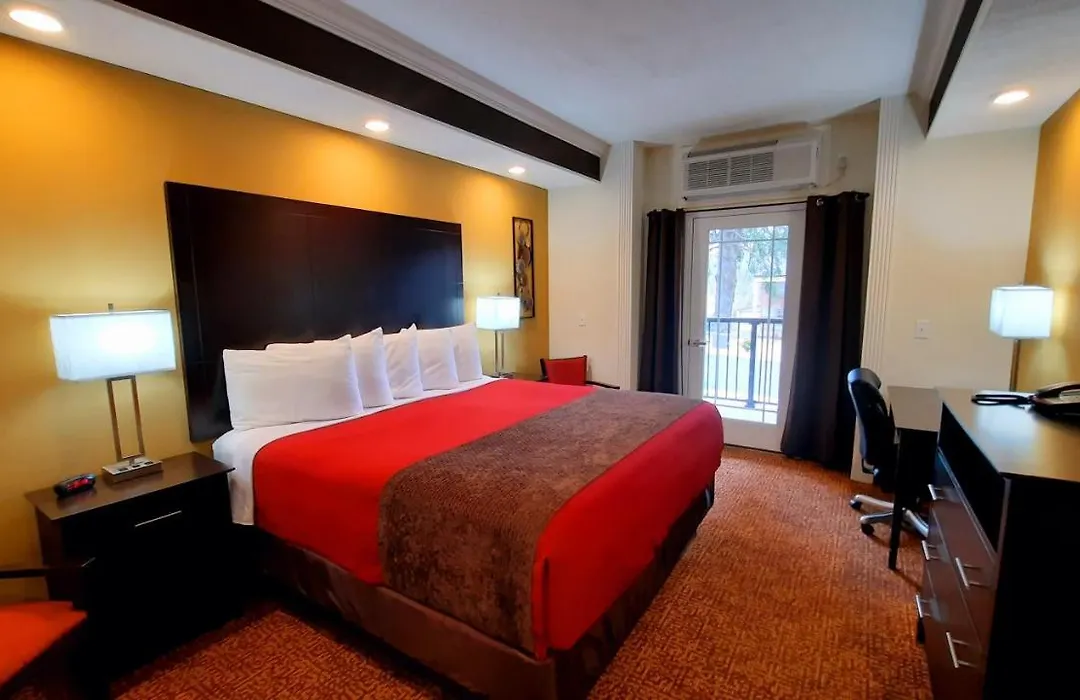 Stonebrook Lodge Bryson City-1