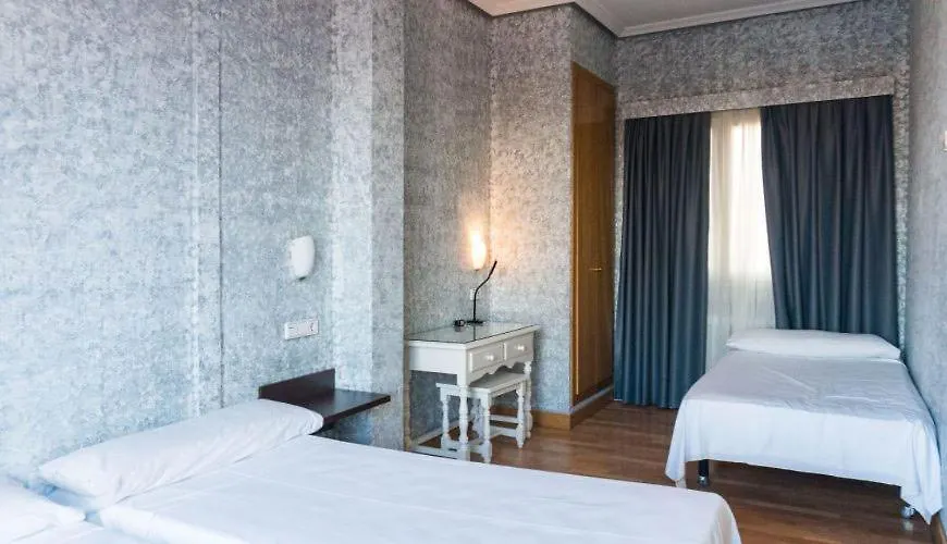 Hotel Madrid Rio-1