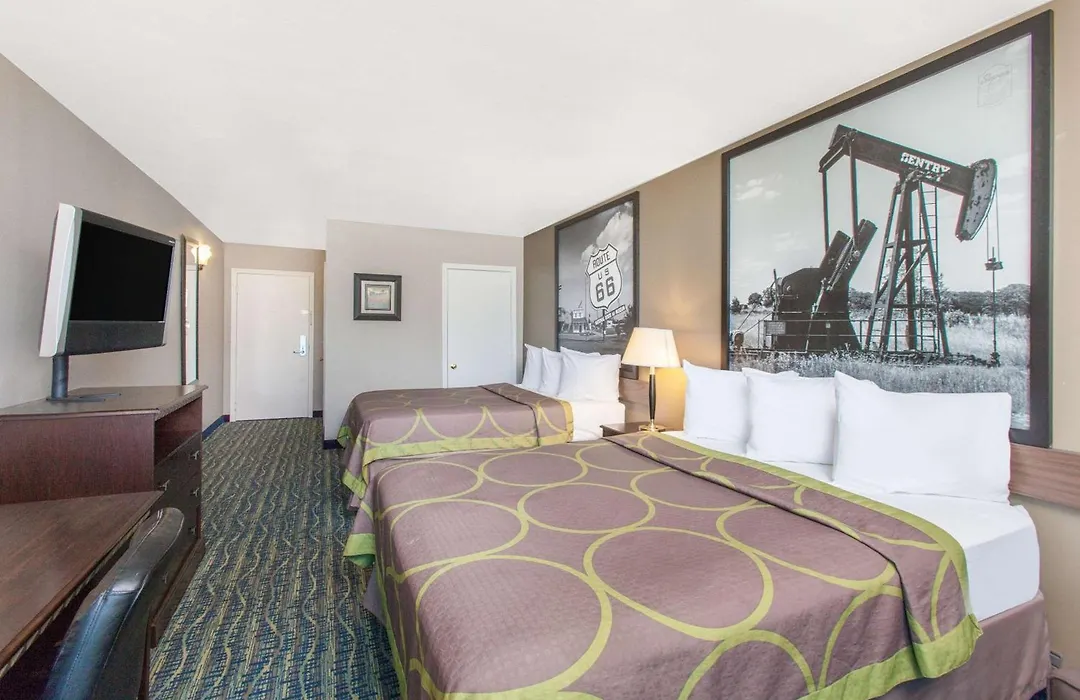 Super 8 By Wyndham Oklahoma City-1