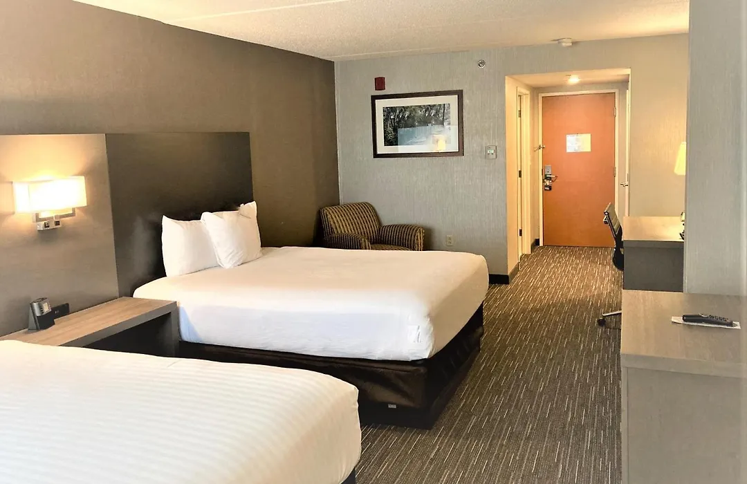 Wingate By Wyndham Erie-1