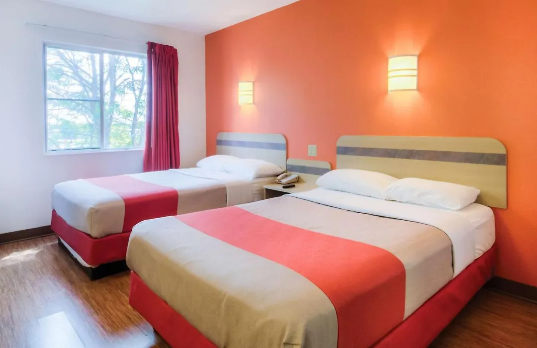 Motel 6-Owensboro, Ky-1