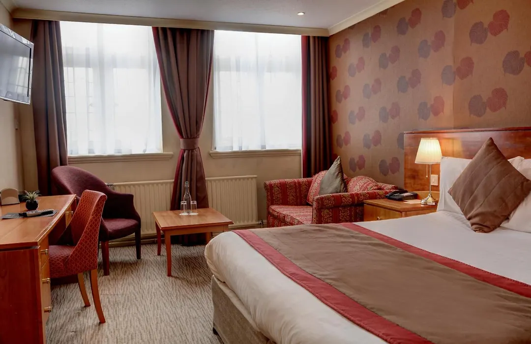 Crown & Mitre Hotel-1