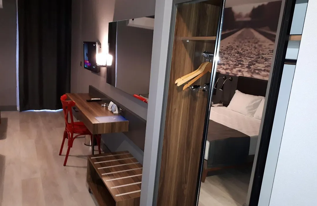 Ramira City Hotel - Adult Only-1