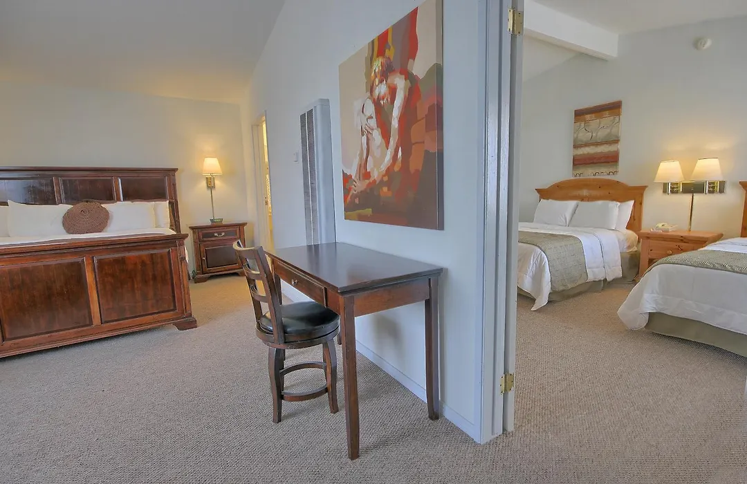 San Simeon Lodge-1